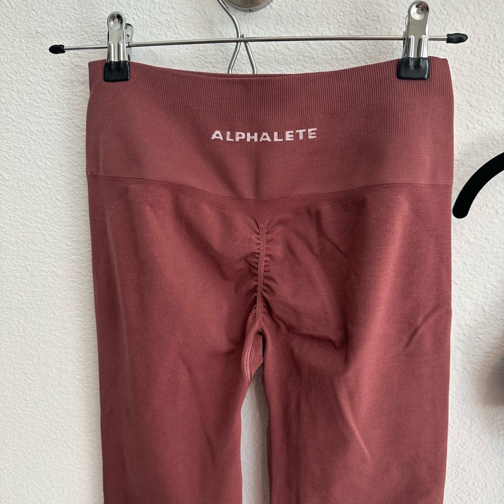 Alphalete Burgundy Cutout Sports Bra & High-Waist Leggings Set - Picture 3 of 5